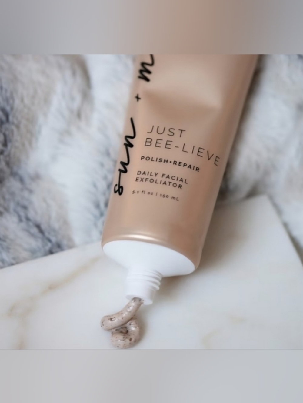 Sun + Moon Just Bee-Lieve Daily Facial Exfoliator BRAND NEW - Picture 4 of 4